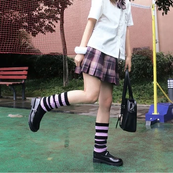 Korea Stiilis Lolita Säärised Tüdrukute Triibuline Värvi Sobitamise Talvel Naiste Kootud Kohev Sokid Gooti Punk Üle Põlve Sokid
