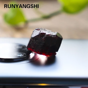 Runyangshi Claret Gem Looduslik Granaat Raw Kivi Tervendav Crystal Isend Dekoratiivne Kvarts Kodu Kaunistamiseks 13